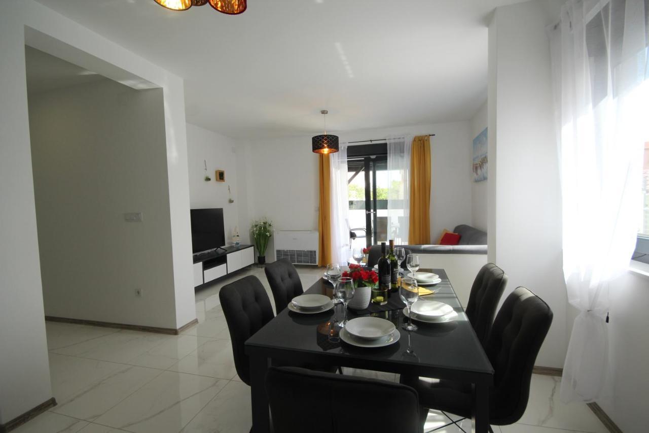 Villa Essenza - Luksuzne Kuce Za Odmor Vodice Bagian luar foto