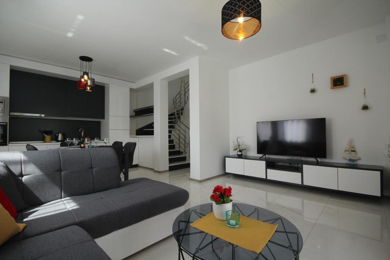 Villa Essenza - Luksuzne Kuce Za Odmor Vodice Bagian luar foto