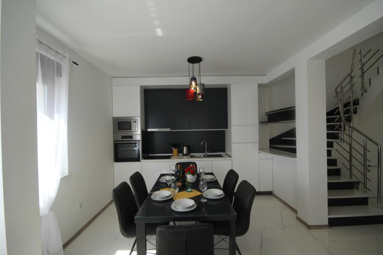 Villa Essenza - Luksuzne Kuce Za Odmor Vodice Bagian luar foto