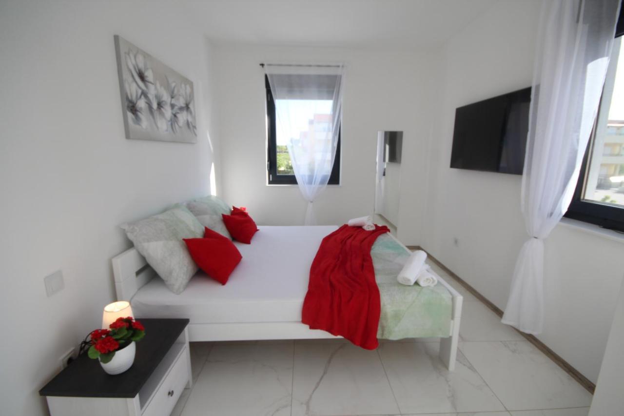 Villa Essenza - Luksuzne Kuce Za Odmor Vodice Bagian luar foto