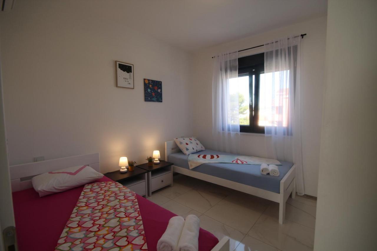 Villa Essenza - Luksuzne Kuce Za Odmor Vodice Bagian luar foto