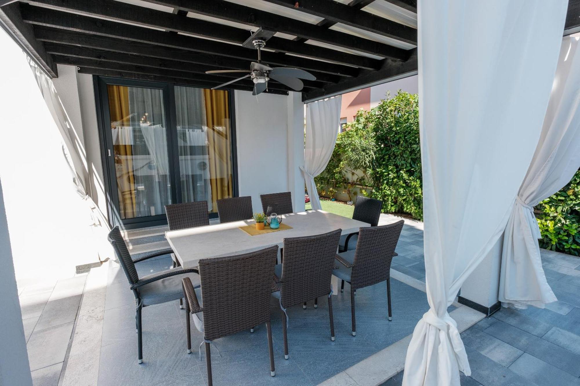 Villa Essenza - Luksuzne Kuce Za Odmor Vodice Bagian luar foto
